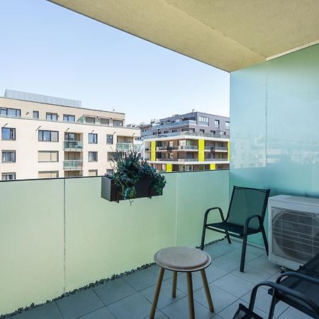 Corvizo Apartment With Balcony Budapest Exterior photo