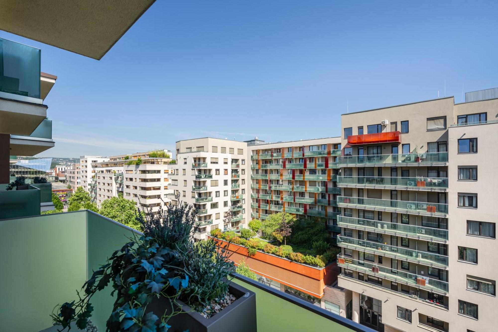 Corvizo Apartment With Balcony Budapest Exterior photo